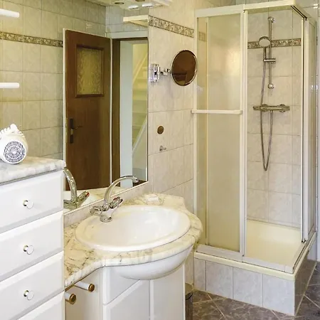 Stunning In Kuhlen *